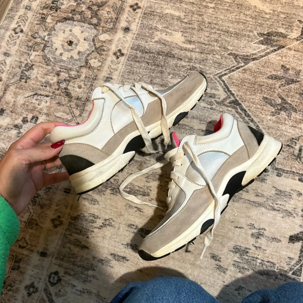 Chanel pink white sneakers size 6.5 - Picture 6 of 14